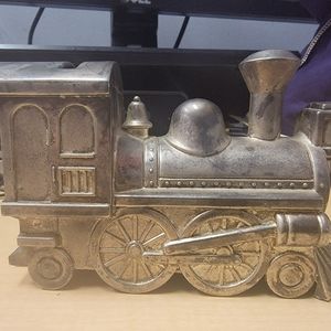 Silver Train Bank